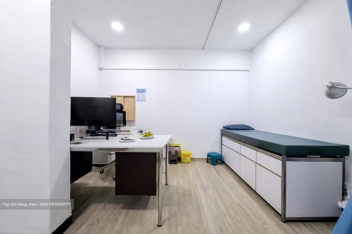 Jurong Gateway Road (D22), Retail #522454731